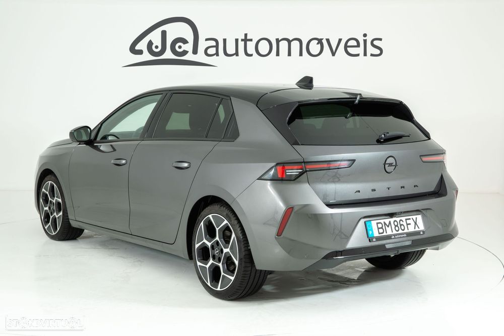 Opel Astra 1.5 D GS Aut. - 2