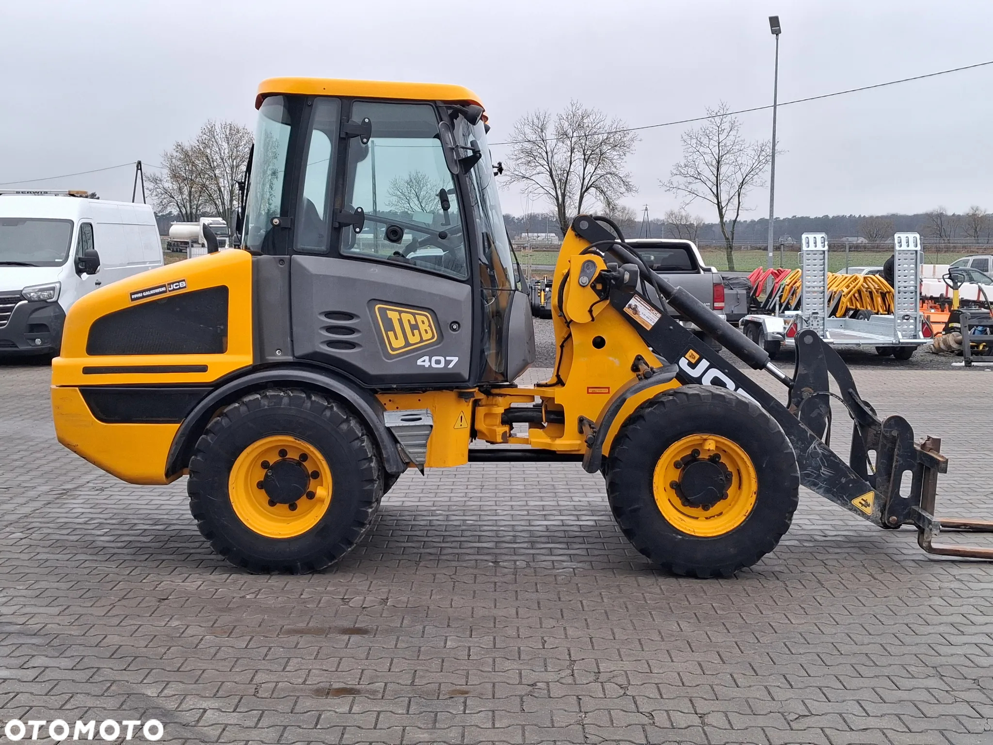 JCB 407 - 5