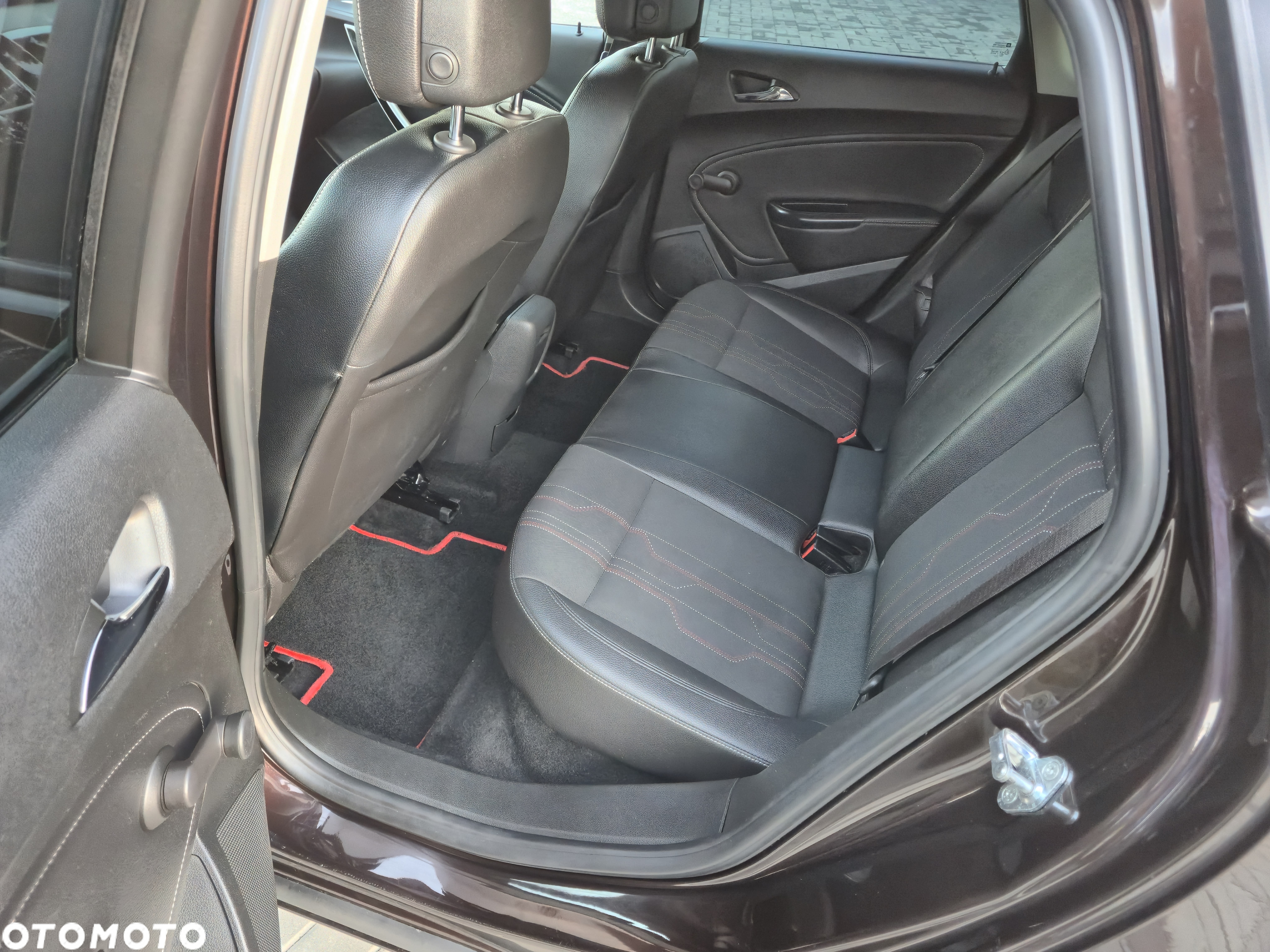 Opel Astra 1.4 Turbo Edition - 19