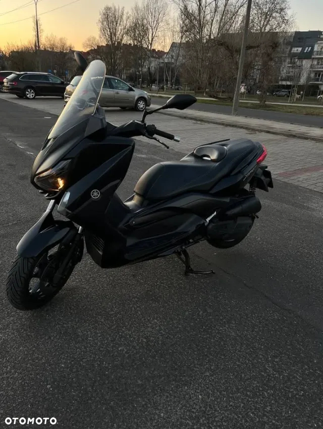Yamaha X-max - 9