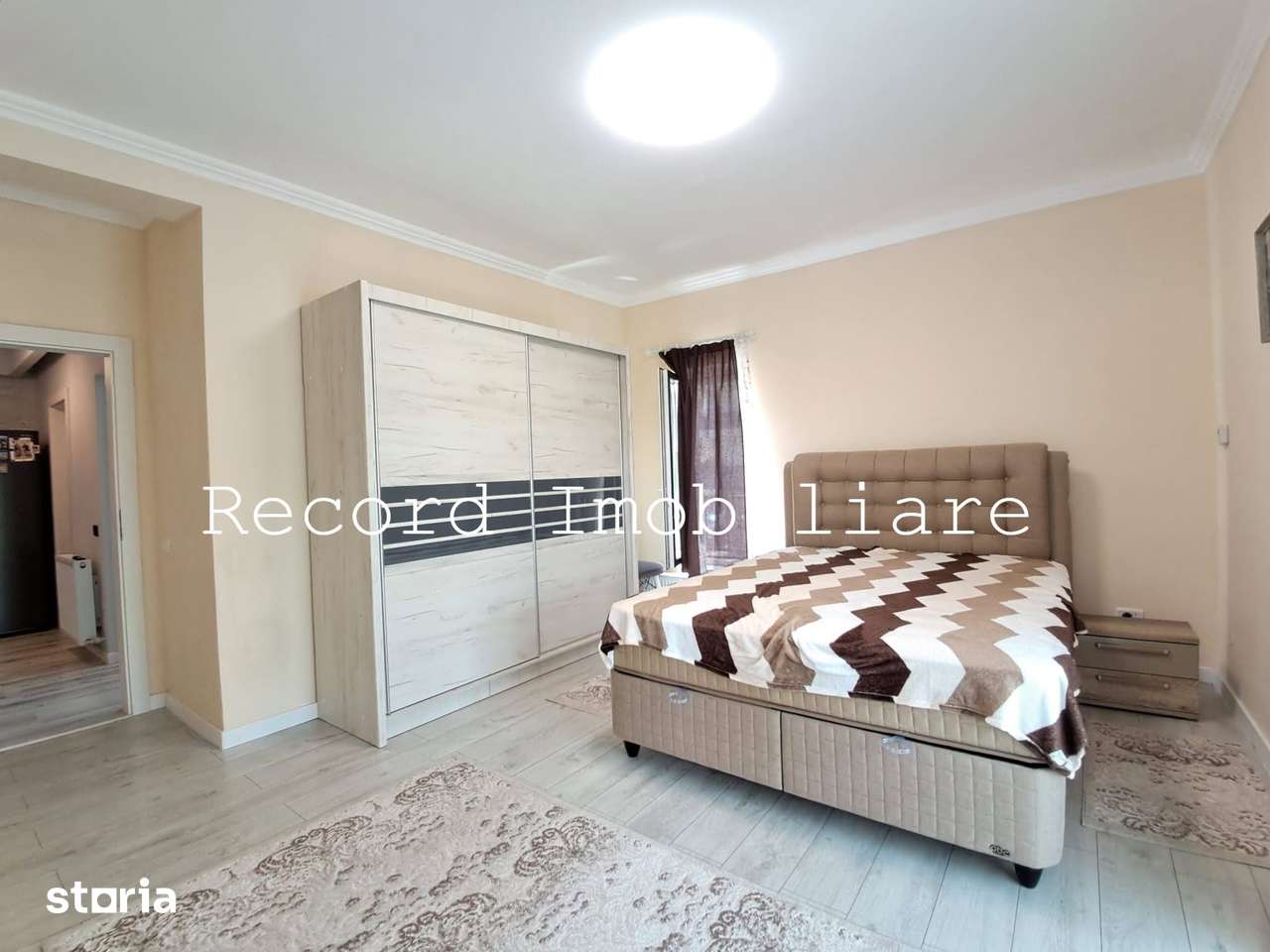 Apartament 57 mp, decomandat cu 2 dormitoare,et.1,parcare Apahida — fotografia 1