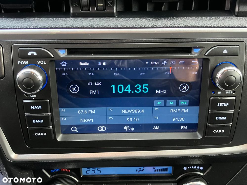 Toyota Auris 2.0 D-4D Executive - 28