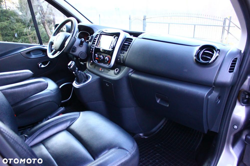 Renault Trafic 2.0 dCi - 36