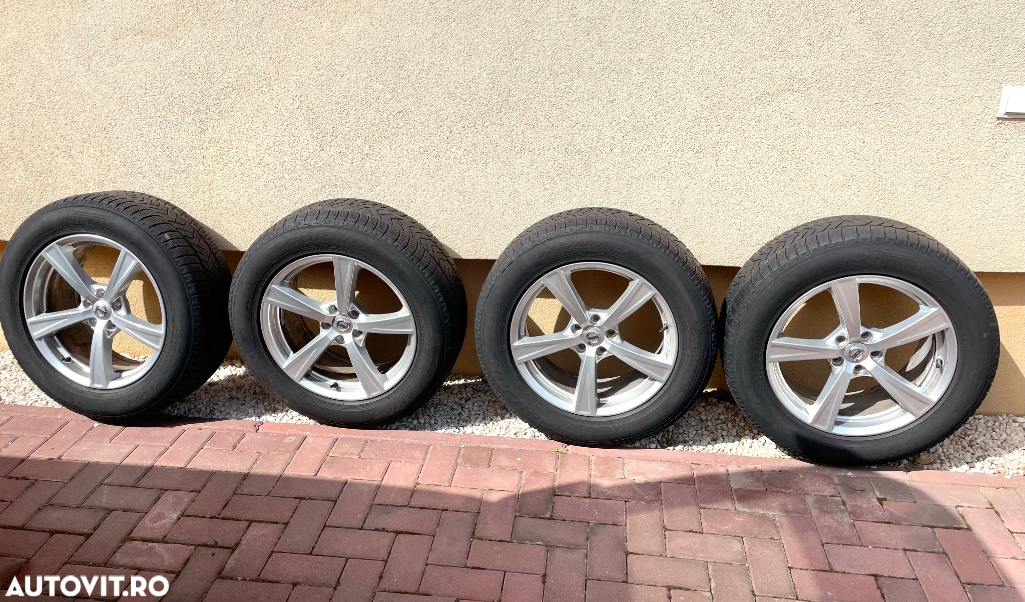 Volvo XC 90 D5 AWD Geartronic RDesign - 31