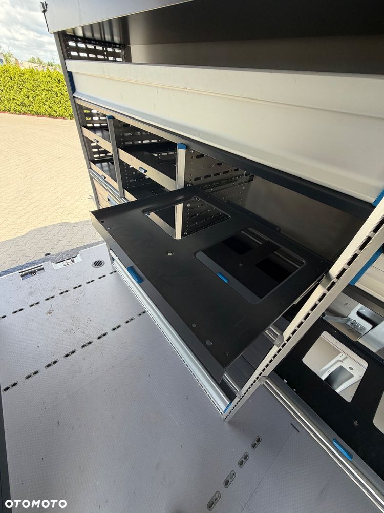 Ford Transit - 21