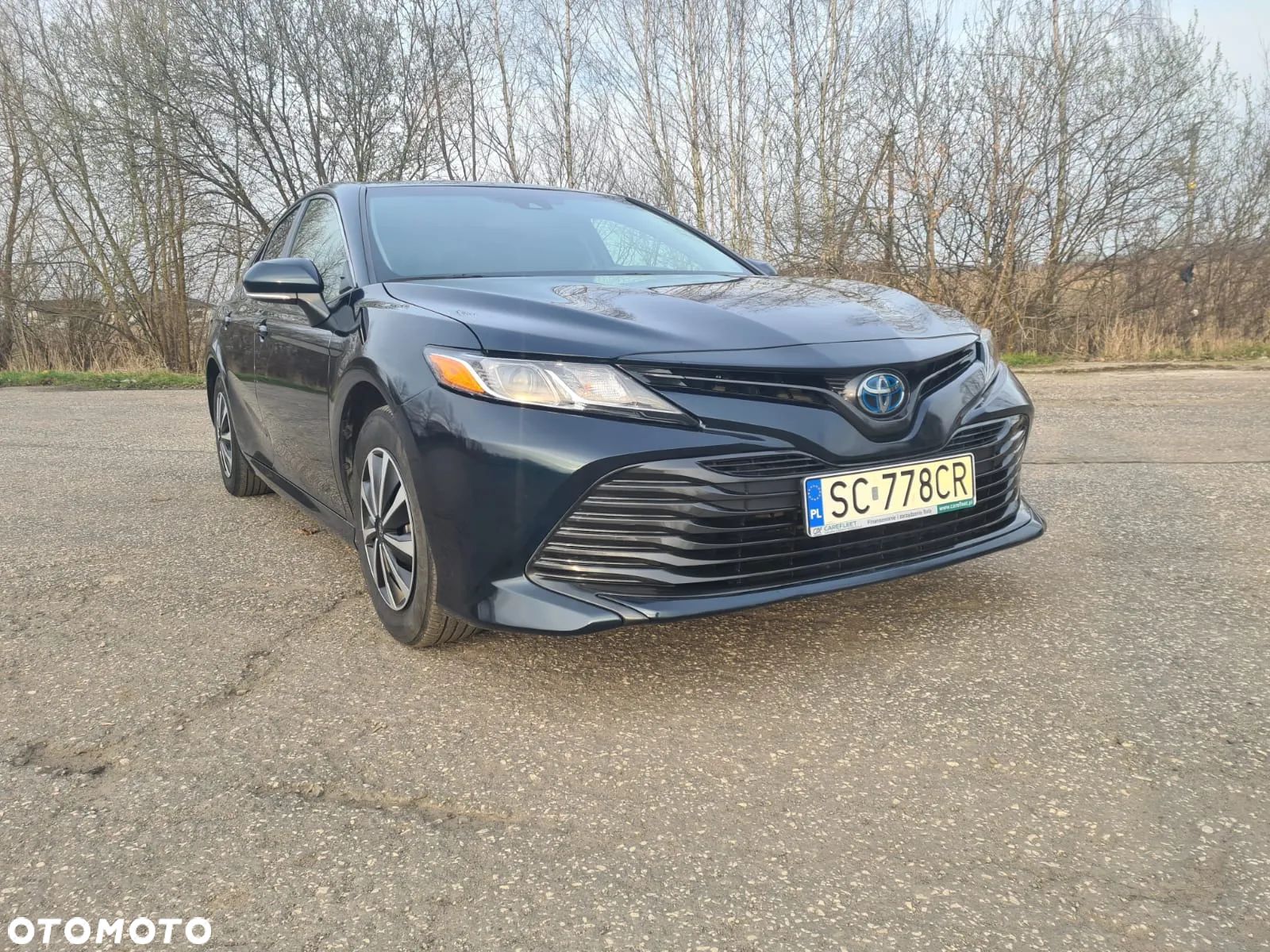 Toyota Camry - 1