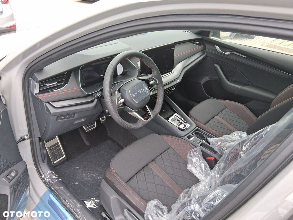 Skoda Octavia 2.0 TSI RS DSG - 5