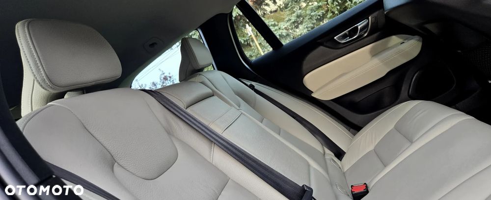 Volvo V60 D4 Geartronic Inscription - 12