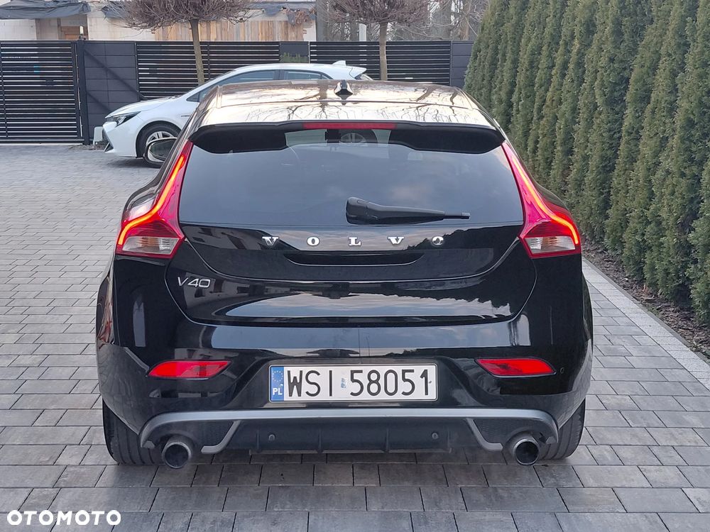 Volvo V40 T2 Summum - 25