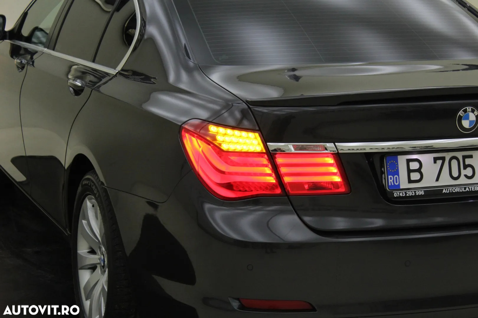 BMW Seria 7 - 38