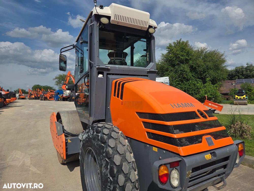 Hamm H7i, 7 tone, 2018, 1.400h, latime tambur 1,35m, Certificat CE, produs in Germania, motor Kubota 75CP, anvelope 90% ok, aer conditionat, posibilitate leasing 3 ani, STARE CA NOU, PROMOTIE -48.900 EUR+Tva - 20