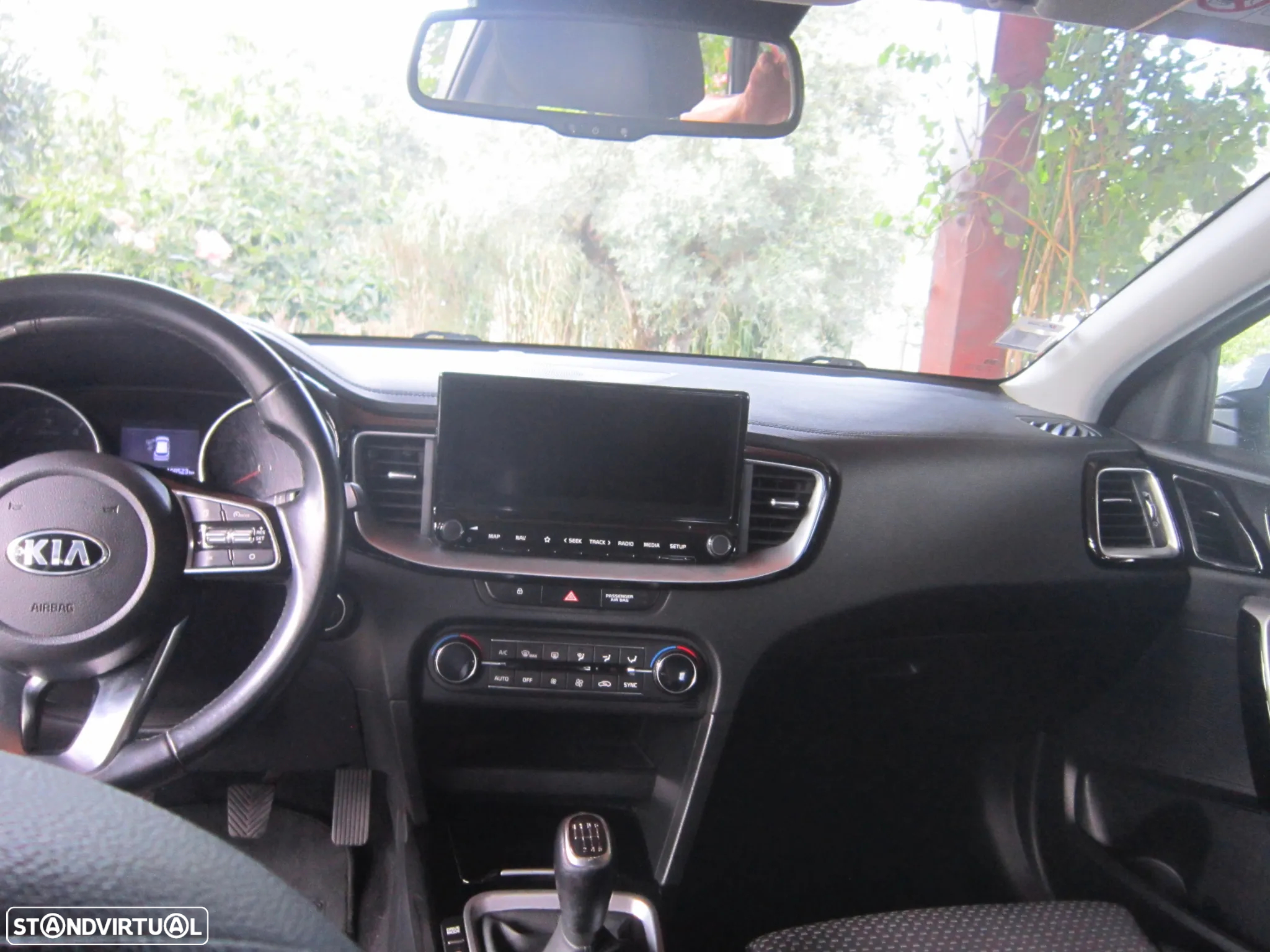 Kia Ceed SW 1.6 CRDi MHEV Drive+SRF - 5