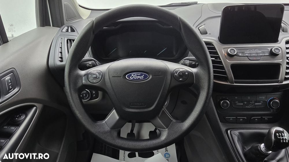 Ford Transit Connect - 15