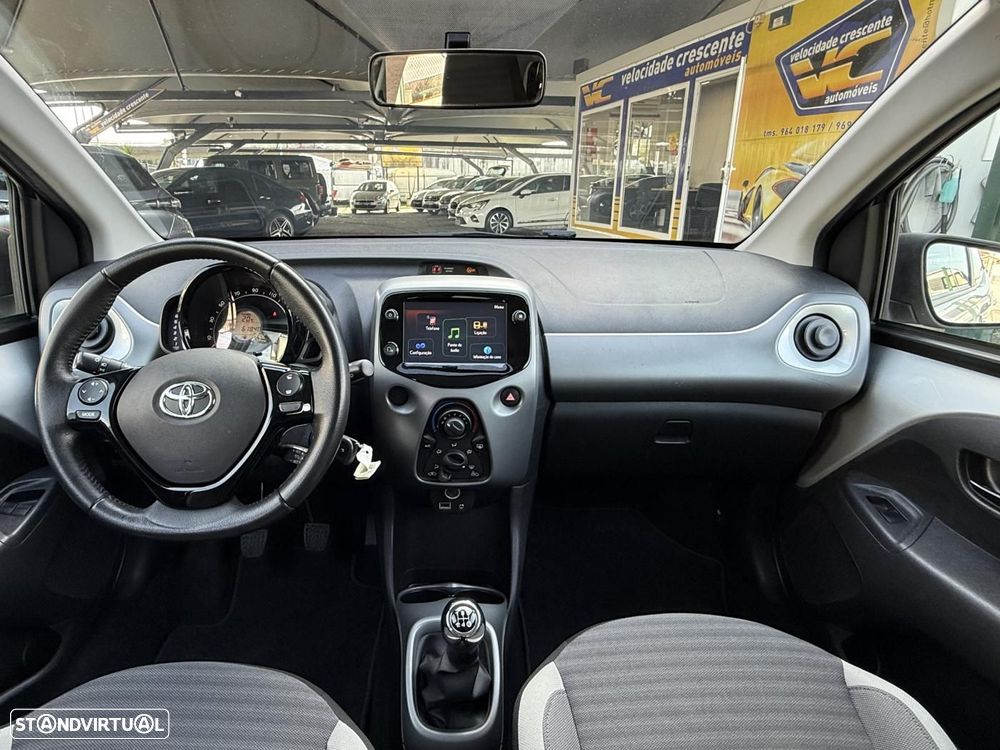 Toyota Aygo 1.0 X-Play+X-Touch - 30