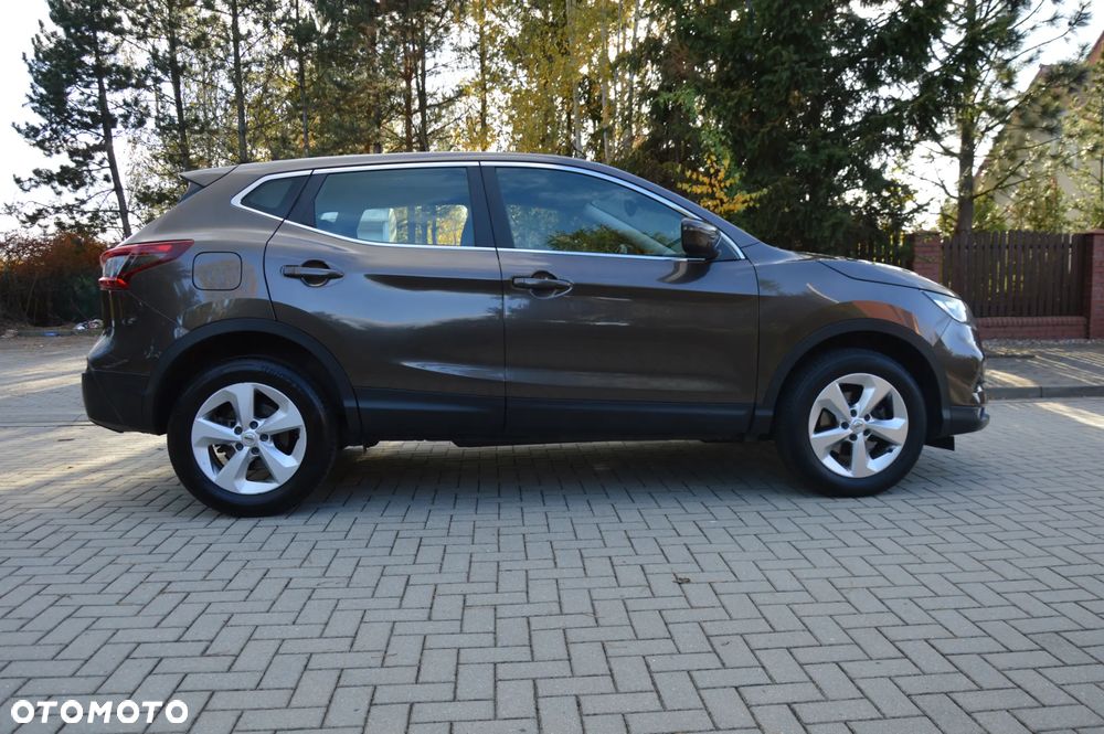 Nissan Qashqai - 16