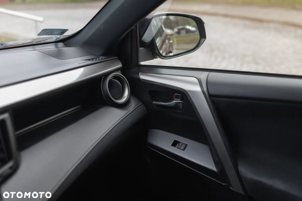 Toyota RAV4 2.0 D-4D Premium 4x2 - 21