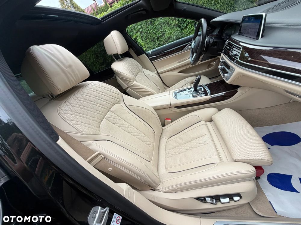 BMW Seria 7 740d xDrive mHEV sport - 11
