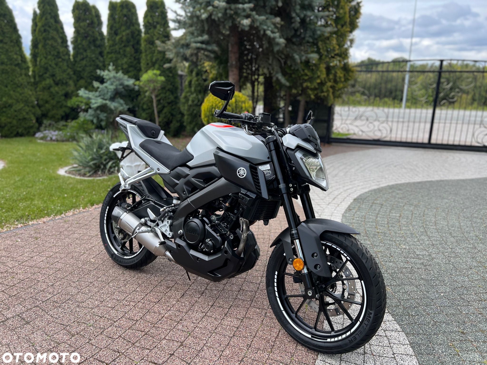 Yamaha MT - 1