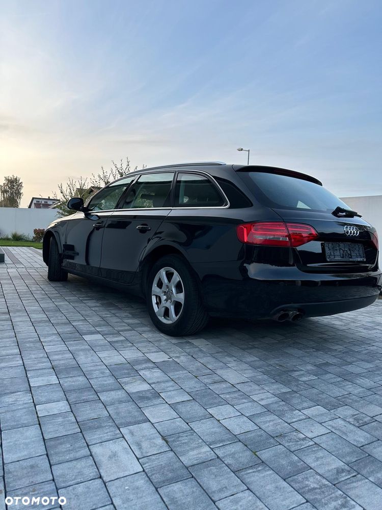 Audi A4 Avant 2009 photo 4