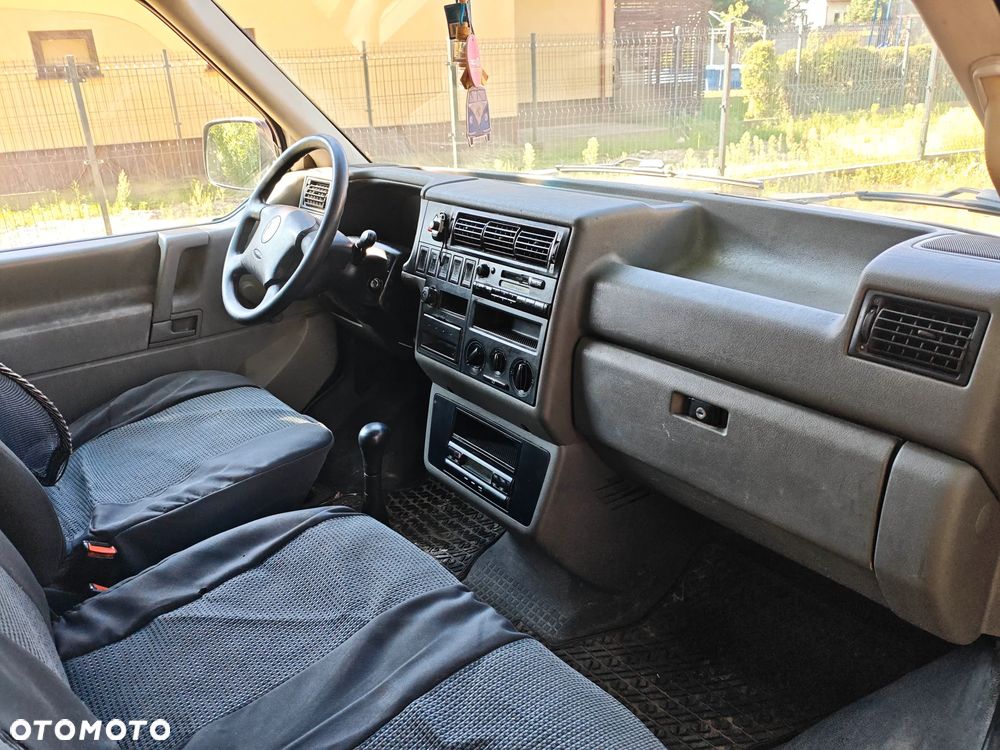 Volkswagen Transporter Standard - 12
