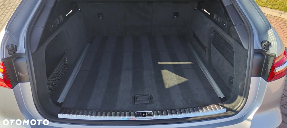 Audi A6 Avant 35 TDI S tronic S line - 17