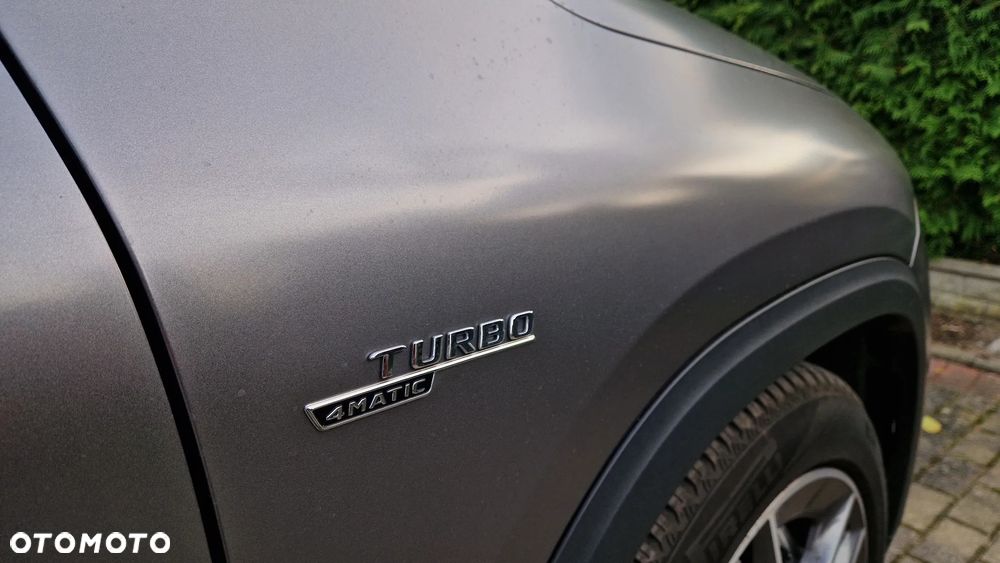 Mercedes-Benz GLA - 18