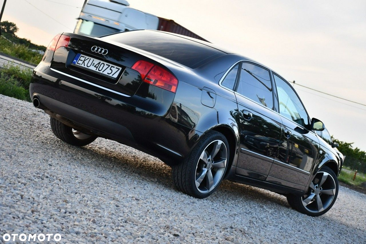 Audi A4 2.0 - 23