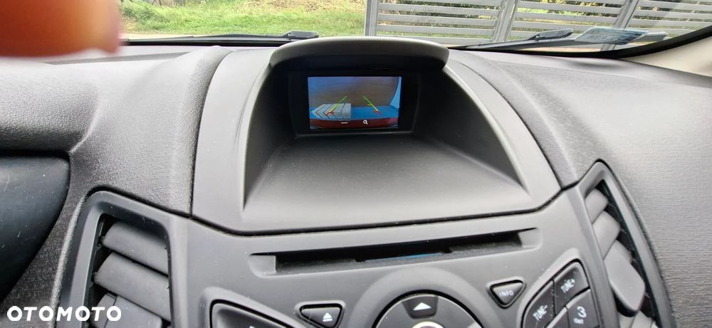 Ford Fiesta - 21