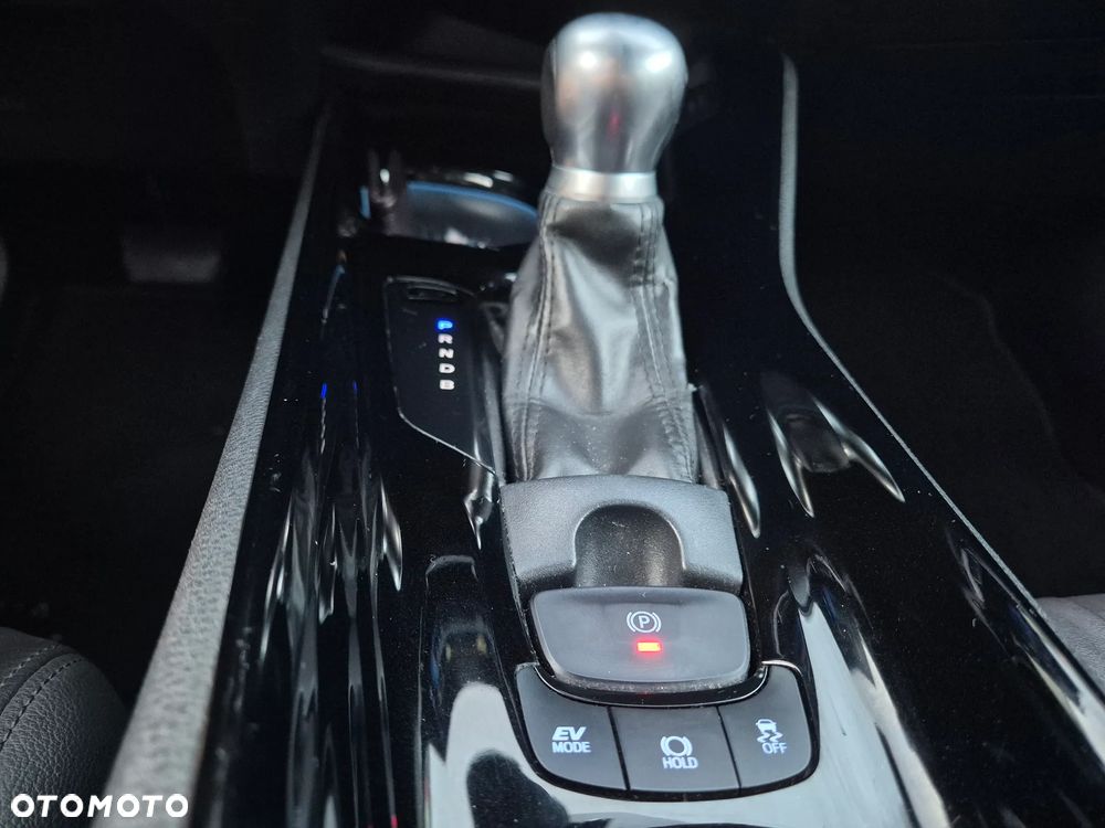 Toyota C-HR 1.8 Hybrid GPF Executive - 18