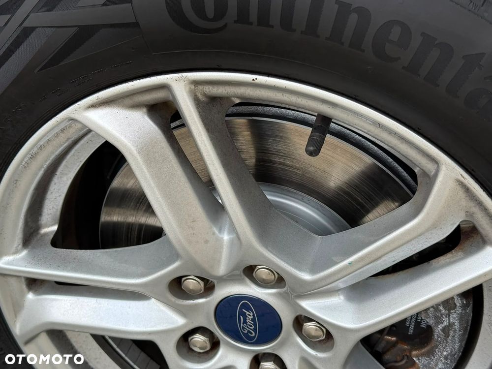 Ford Focus - 13