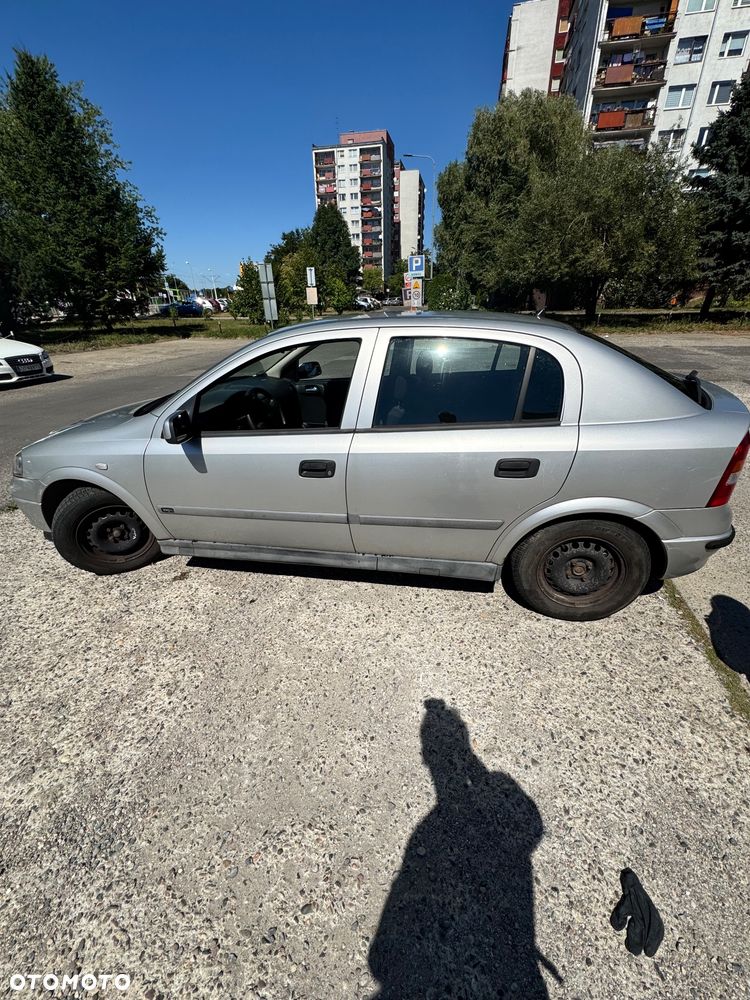 Opel Astra 1.6 Comfort / Cool - 5