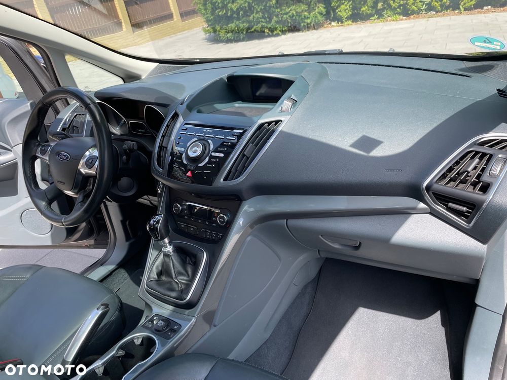 Ford Grand C-MAX - 19