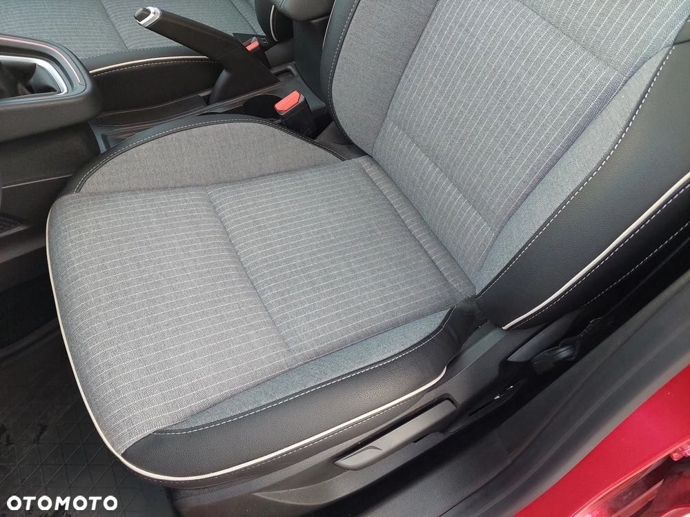 Renault Clio 1.0 TCe Techno - 12