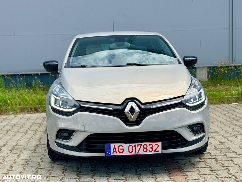 Renault Clio - 2
