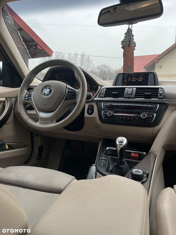 BMW Seria 3 318d Modern Line - 4