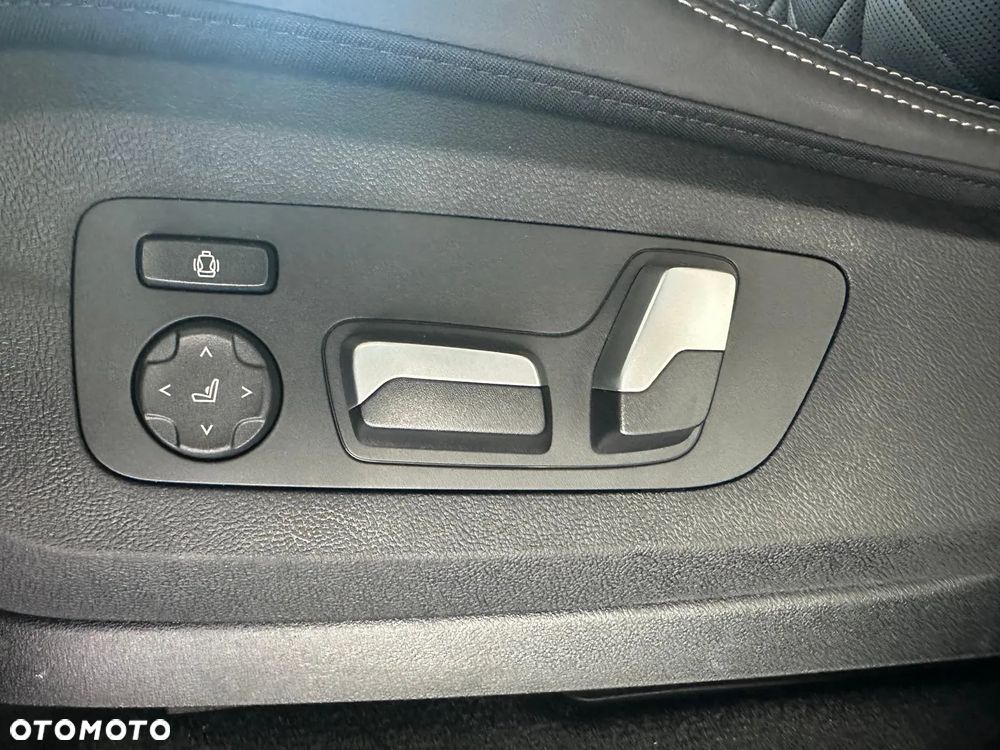 BMW X5 xDrive30d mHEV - 24