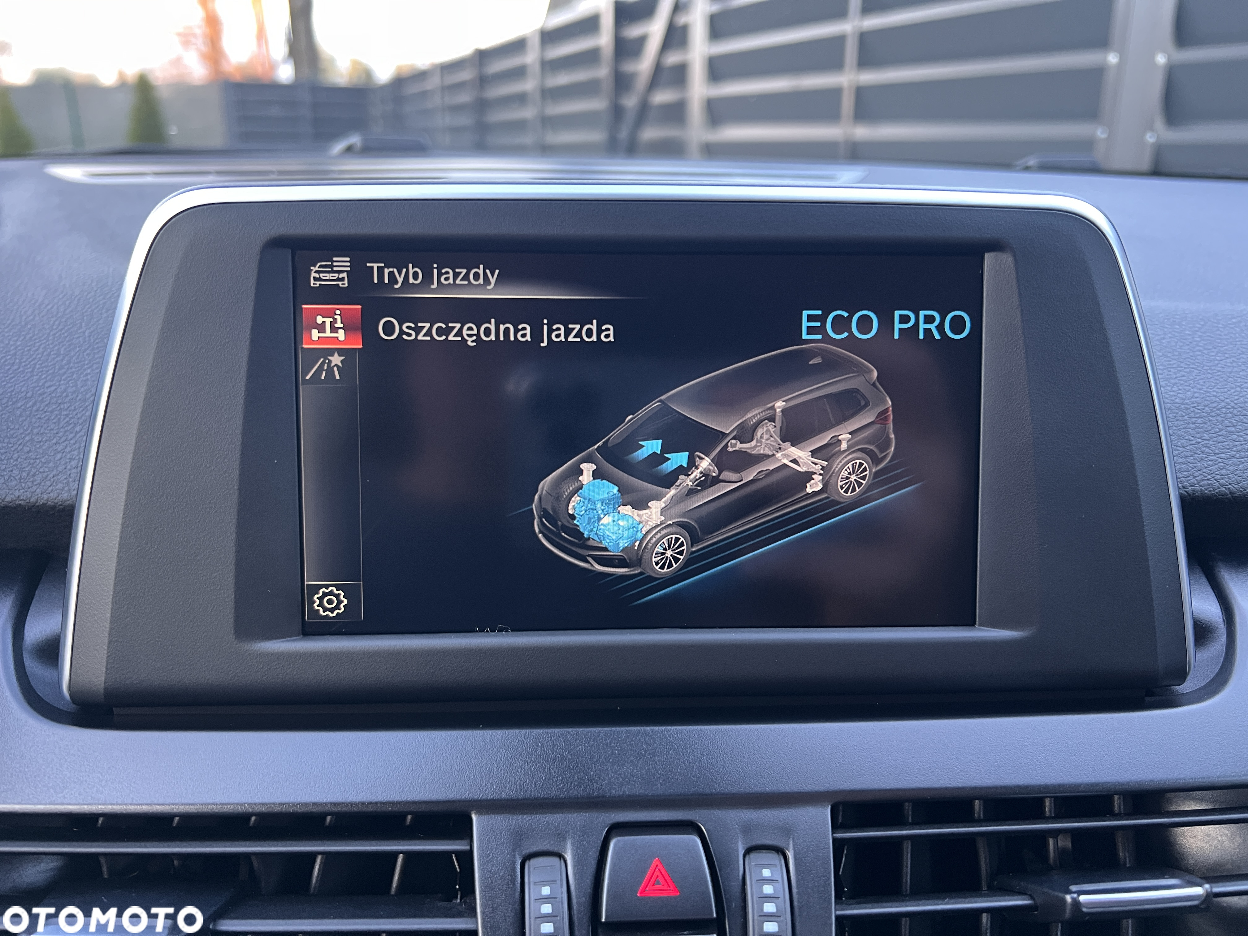 BMW Seria 2 218d Sport Line - 34