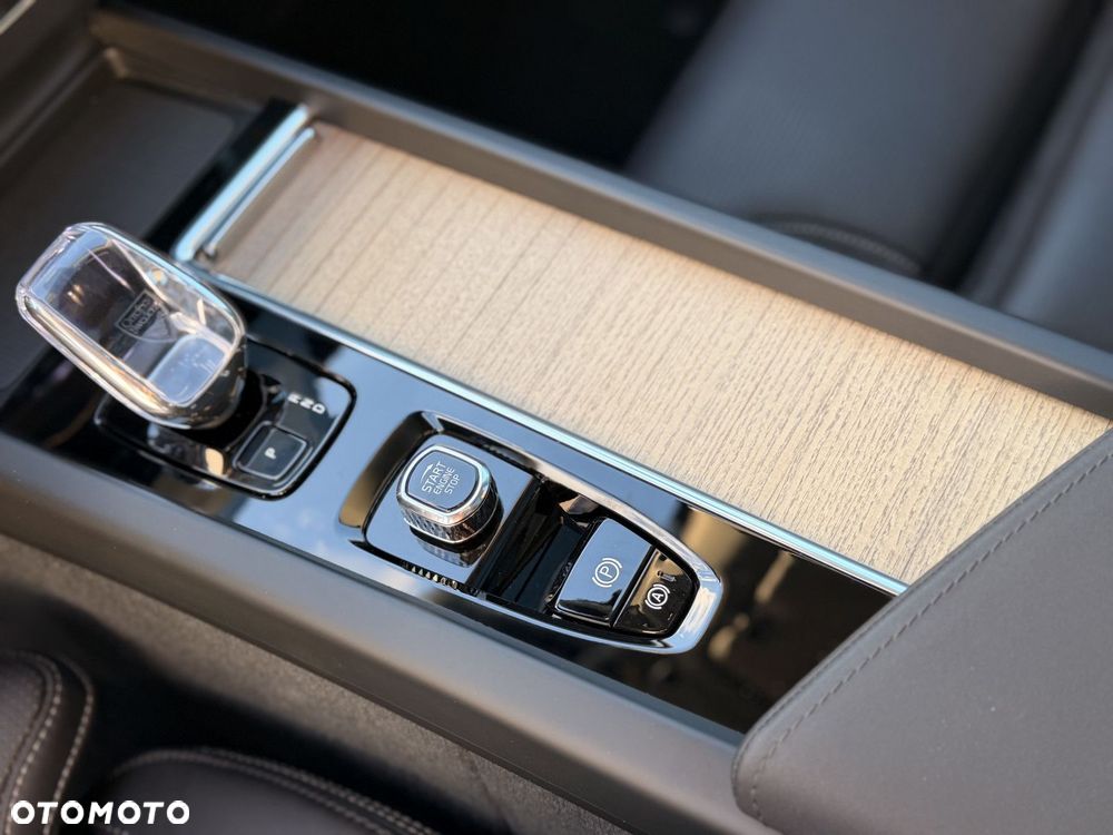 Volvo XC 60 - 23