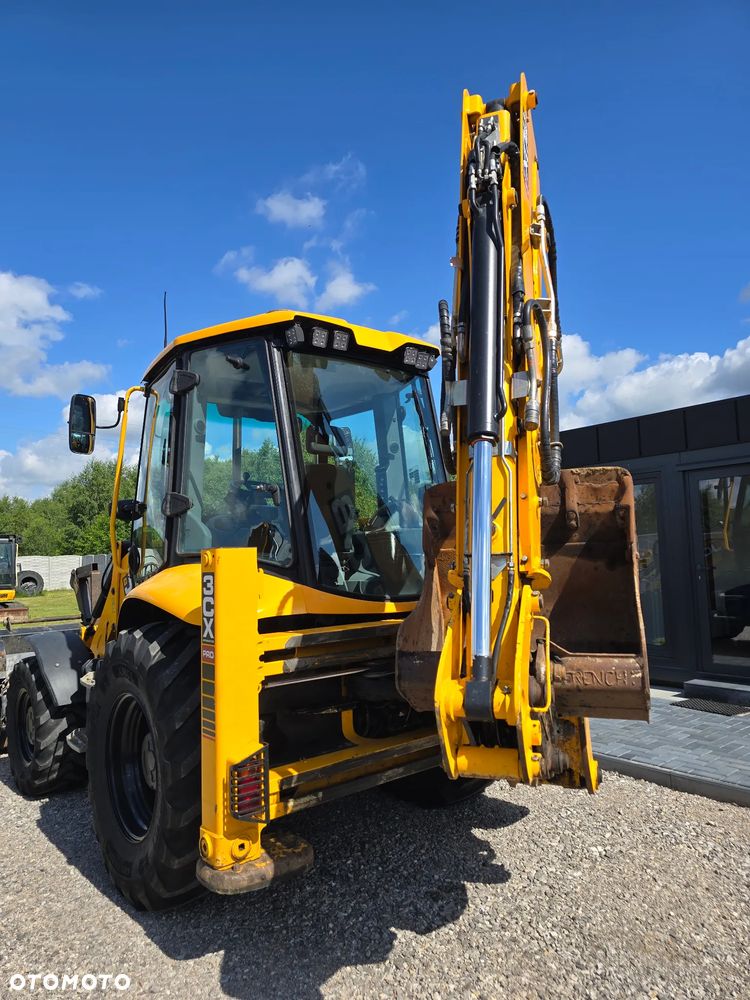 JCB - 19