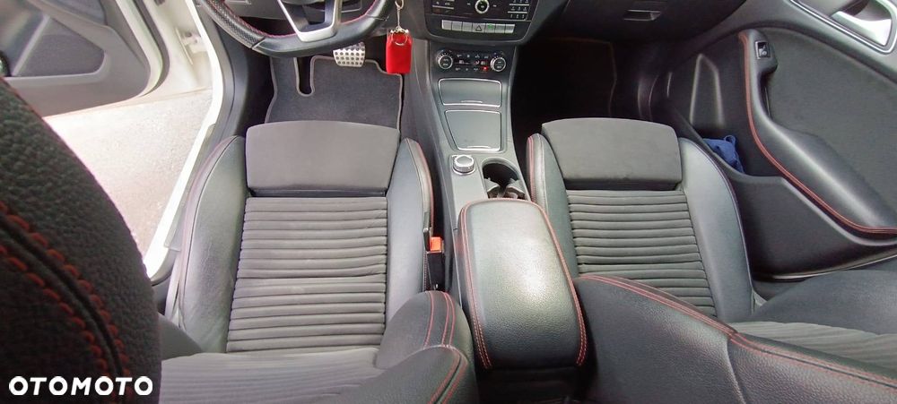 Mercedes-Benz Klasa B 220 (CDI) d AMG Line - 15