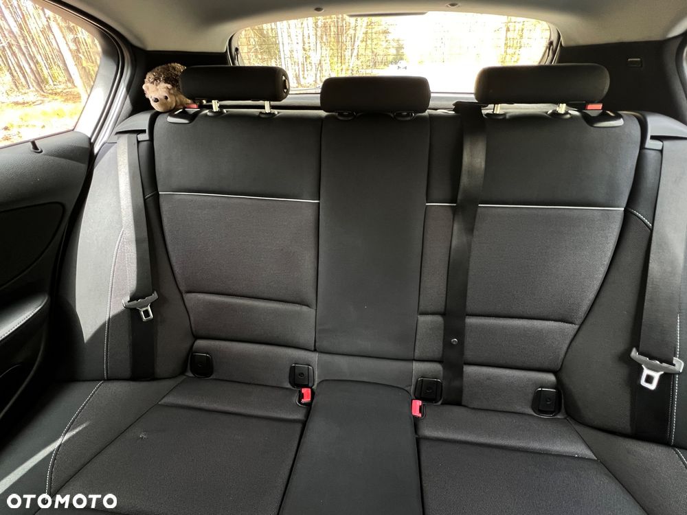 BMW Seria 1 - 15