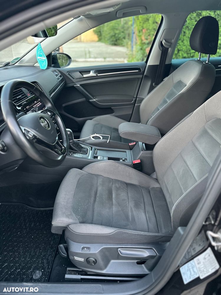 Volkswagen Golf - 14