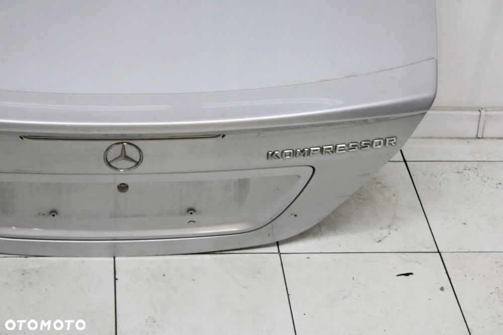 MERCEDES C W203 2000R- SEDAN KLAPA POKRYWA BAGAŻNIKA + LOTKA AMG 775 - 5