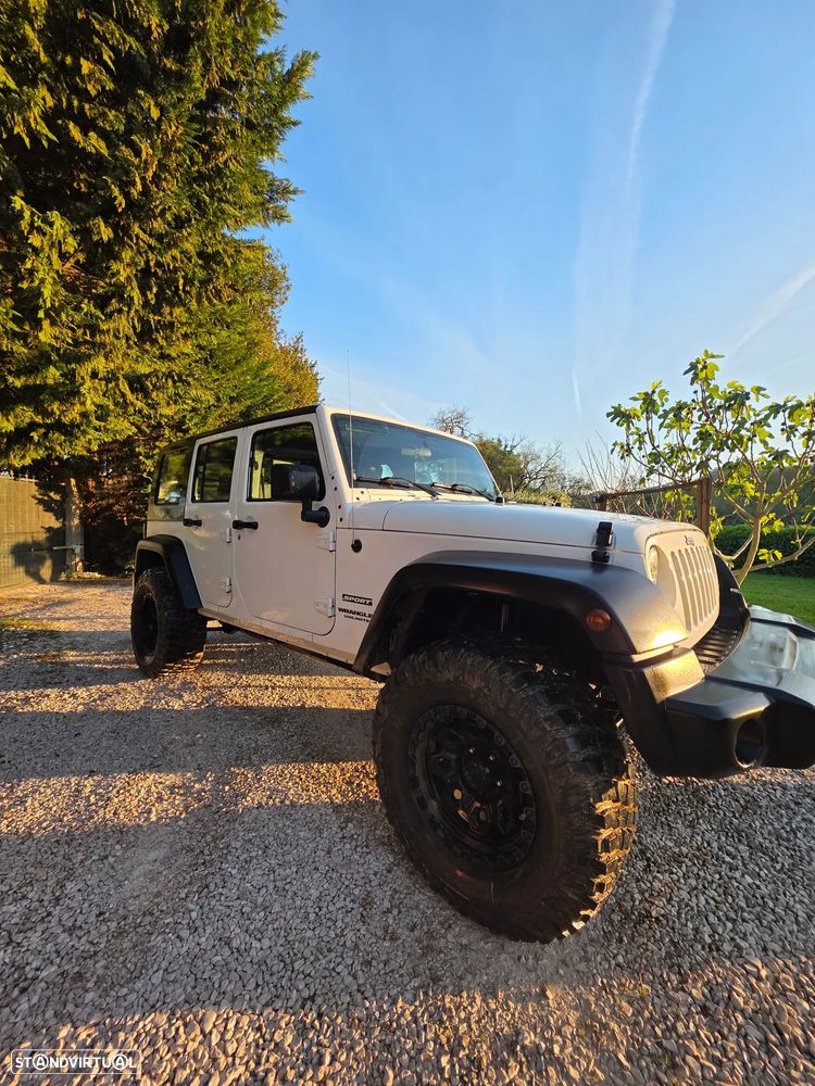 Jeep Wrangler Unlimited - 3