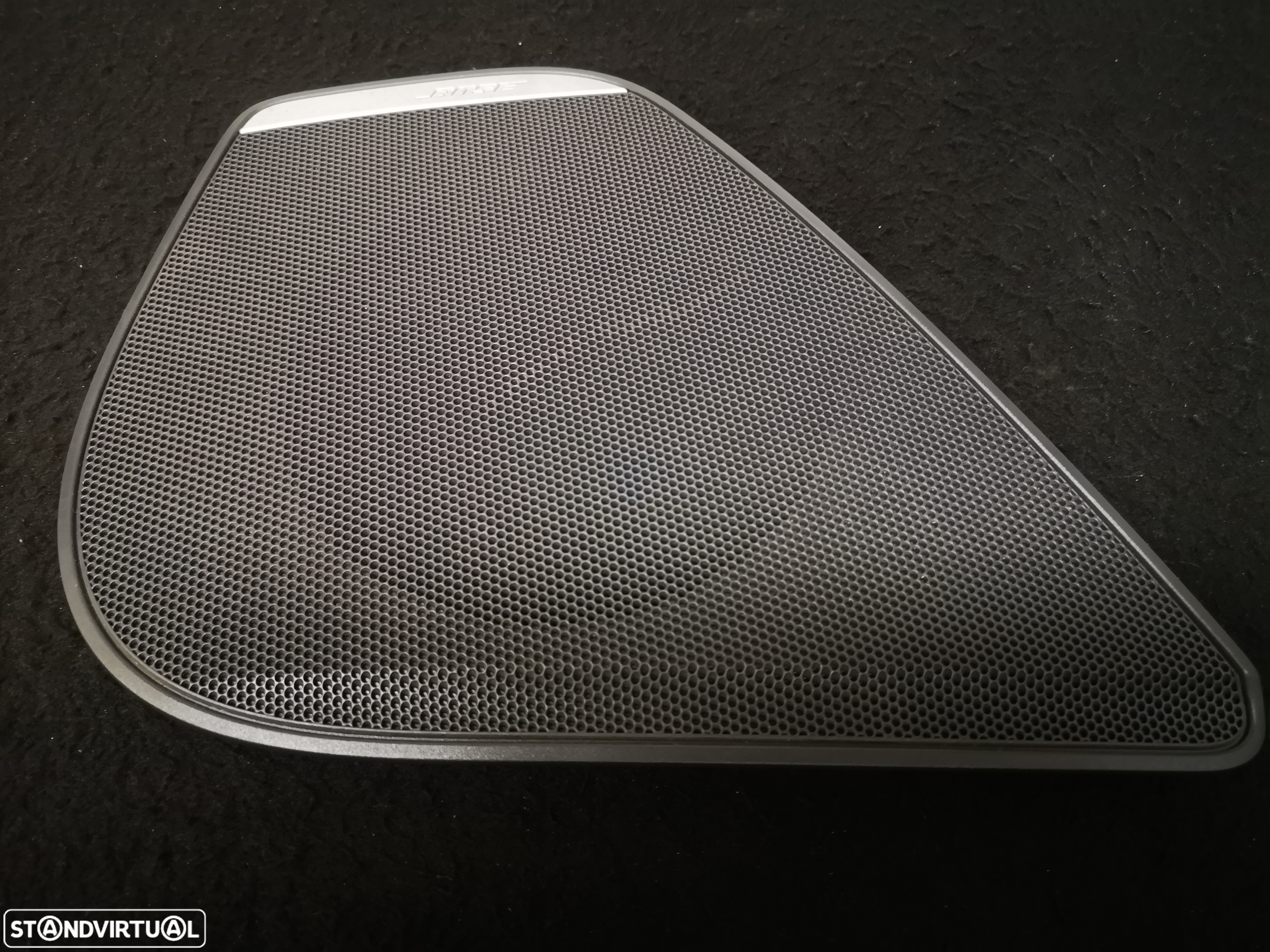 Tampa  coluna de som da porta traseira direita BOSE originais AUDI A6 C7 4G 2011-2017 - 2