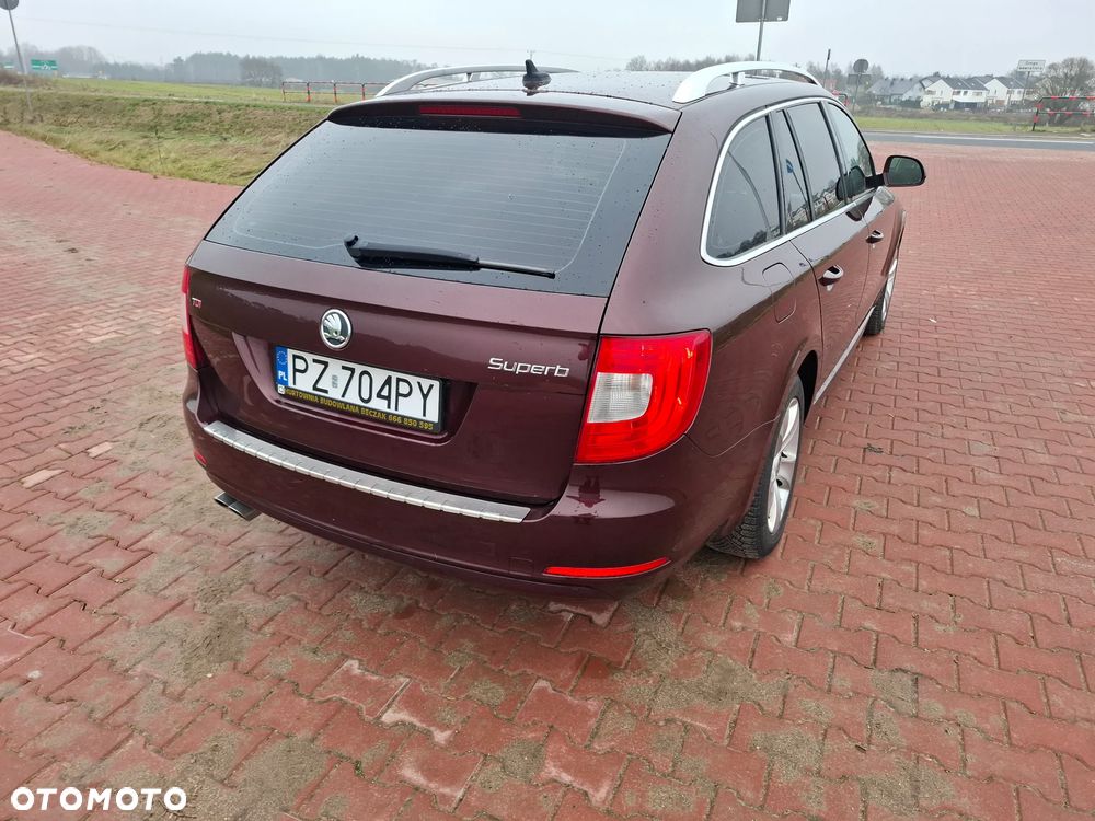 Skoda Superb 2.0 TDI DSG Exclusive - 12