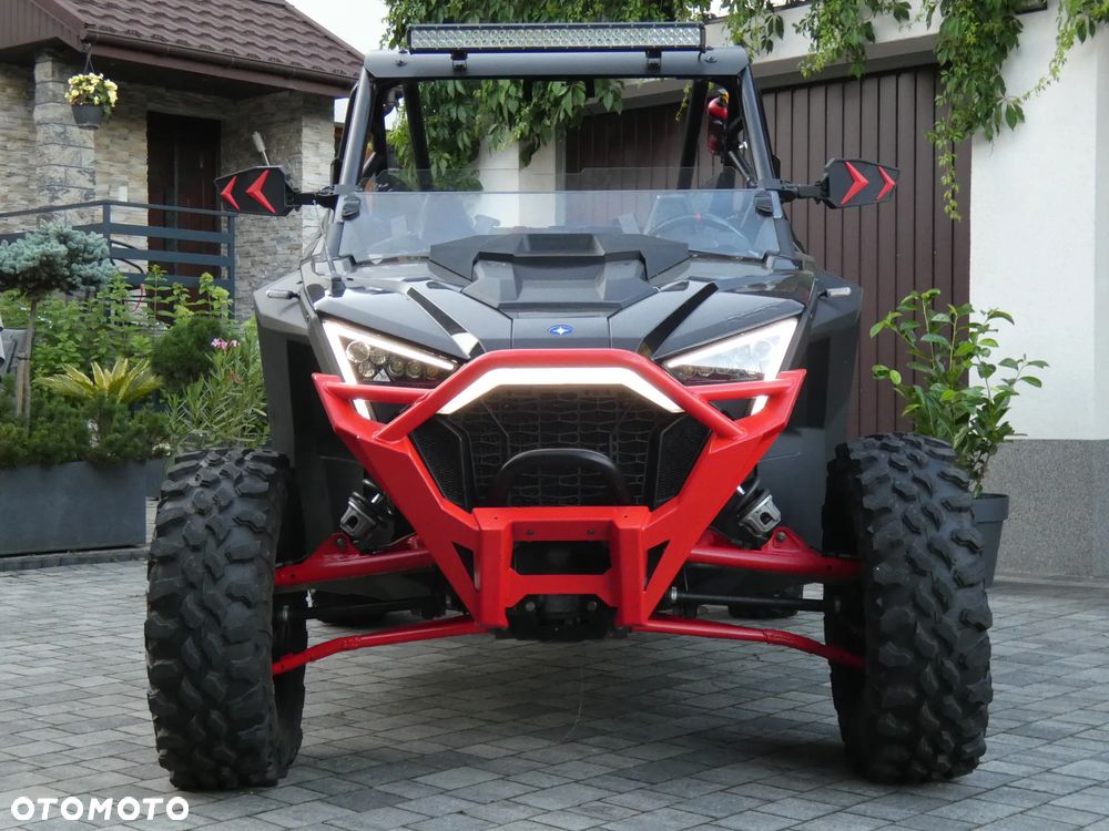 Polaris RZR - 9