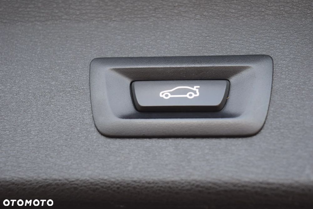 BMW X1 xDrive25d Sport Line sport - 37