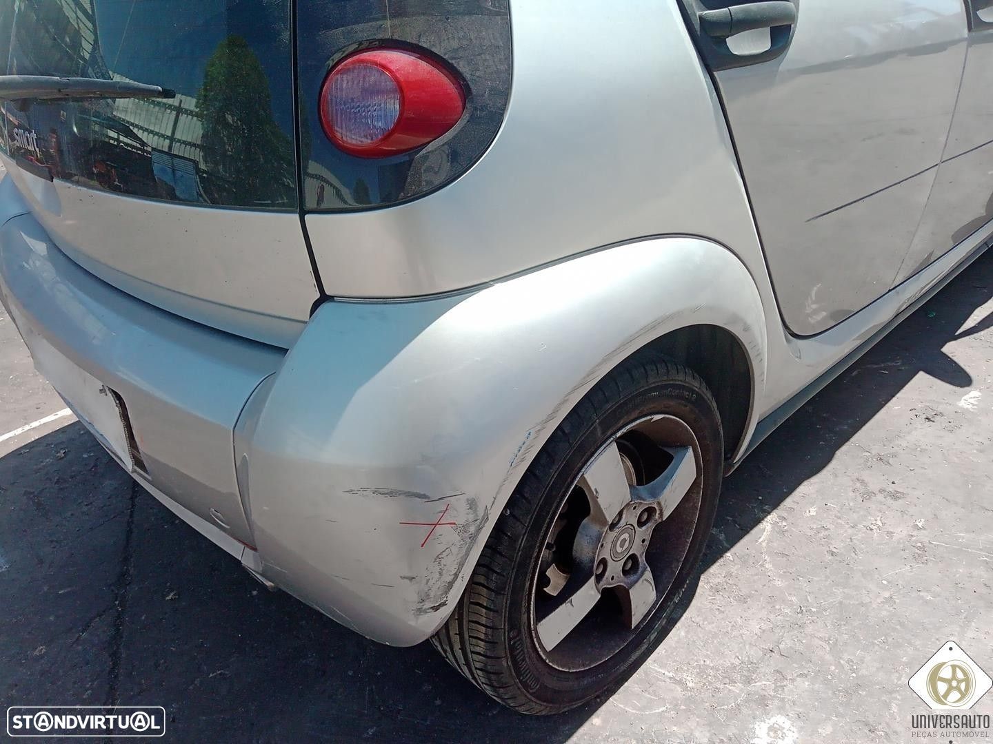 PARA-CHOQUES TRASEIRO SMART FORFOUR 2004 - 1