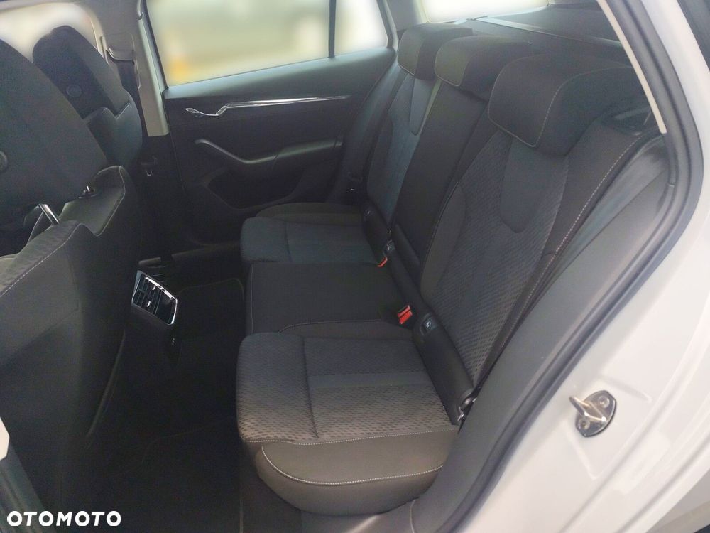 Skoda Octavia 2.0 TDI Style DSG - 14
